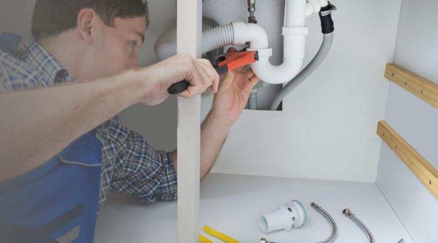 Expert burst pipe repair services in Old Lyme, CT